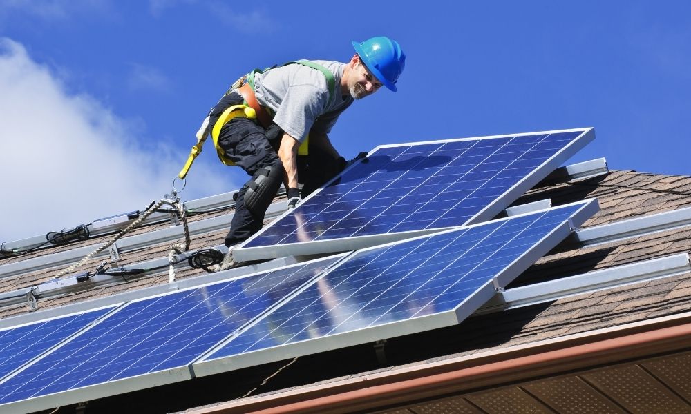 How Solar Panels are Secured To Your Roof