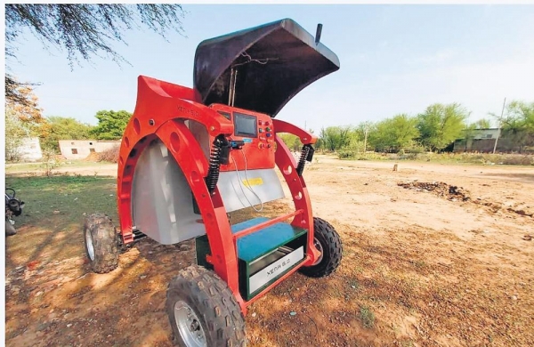 Robots to the rescue: GPS-enabled, waterproof all-terrain equipment clogs manholes - The New Indian Express