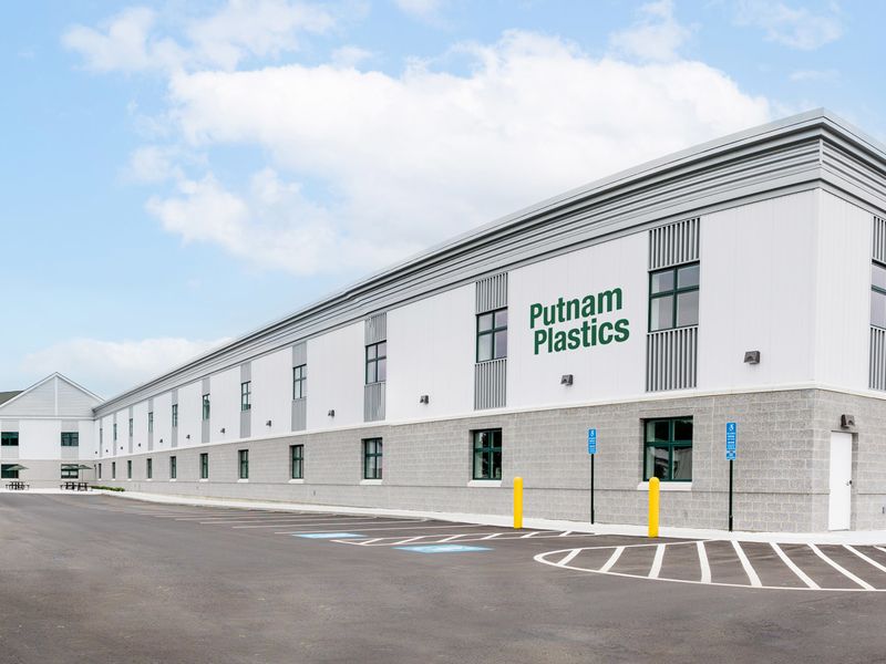 Putnam Completes $ 7 Million Headquarters Expansion for Cleanroom Manufacturing Space - Plastics News
